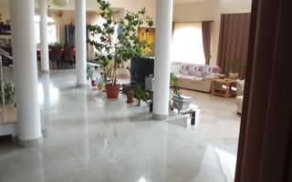 Reședință de lux cu potențial comercial –zonă Băi, Sângeorgiu de Mureș - Poză 4