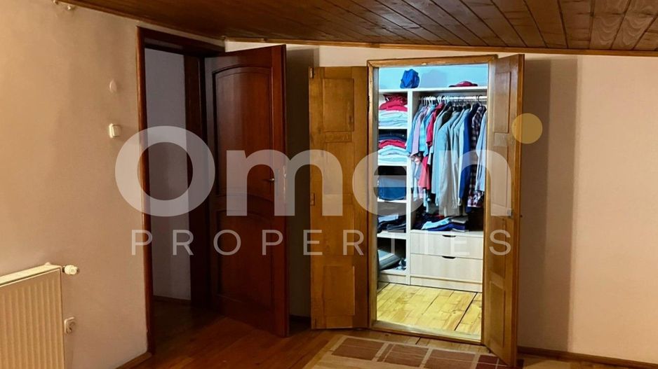 Vilă de închiriat – 260 mp utili, teren 1300 mp, 5 dormitoare, 3 băi, 3 balcoane - Poză 23