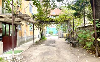 Tur virtual- 2 camere, primitor si luminos, cu garaj, in zona Centrala - Poză 28