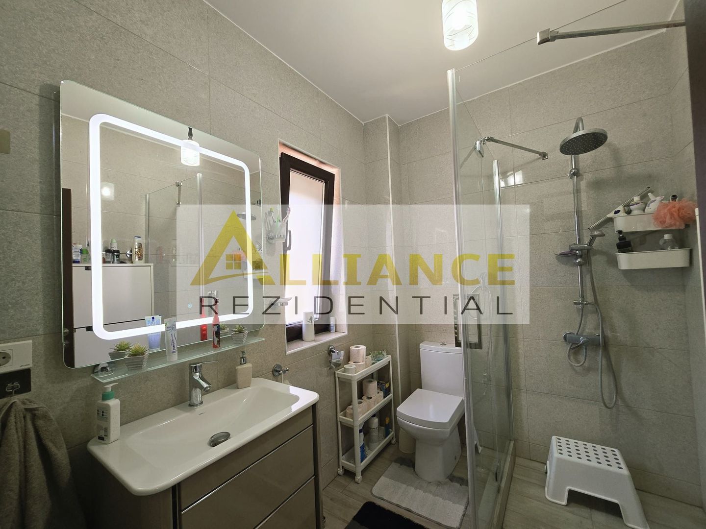 Casa Berceni: 4 cam, 2 bai, curte, incalzire pardoseala, panouri 6kW - Poză 20