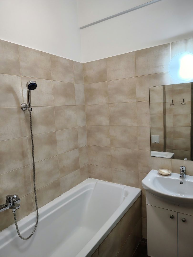 GARSONIERA- METALURGIEI, PARCARE INCLUSA, CENTRALA, BUCATARIE INCHISA - Poză 9