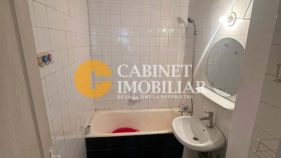 PODU ROS - 2 CAMERE - ETAJUL 2 - MOBILAT SI UTILAT - Poză 6