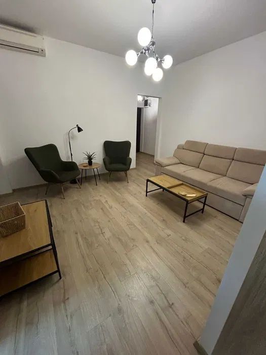 APARTAMENT LUX METROU ZONA PIATA ROMANA - Poză 2