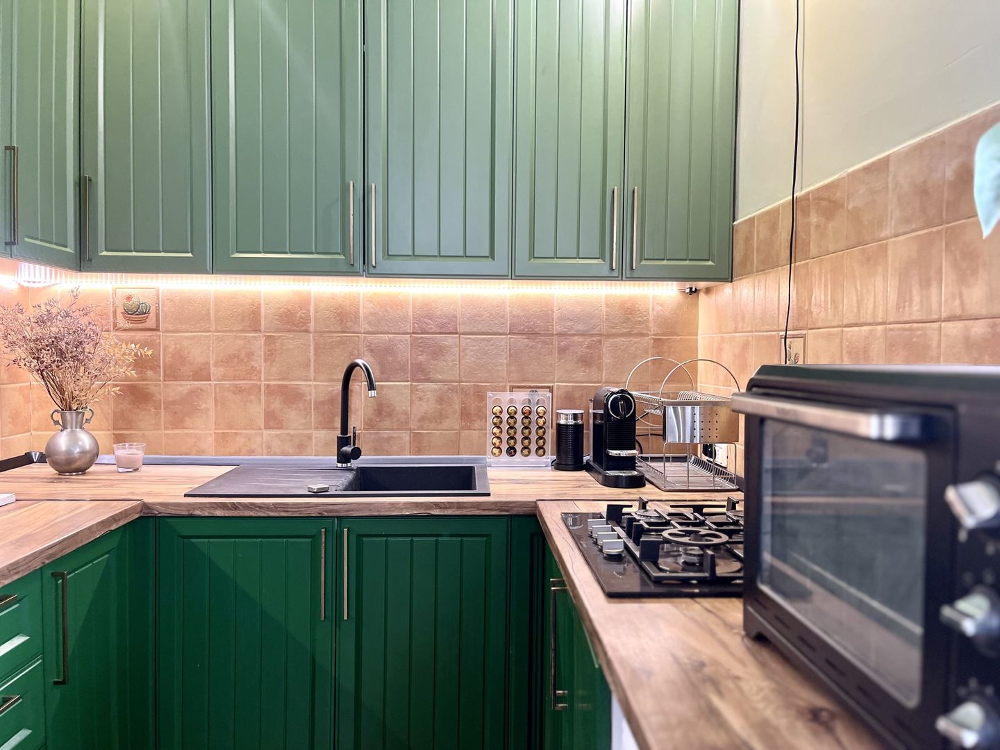 Apartament grandios cu vedere spectaculoasă spre Piața Libertății - Poză 9