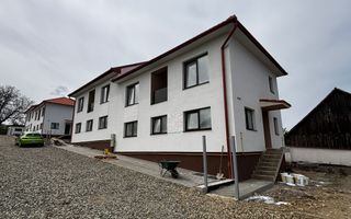 Casă Tip Duplex | 4 Camere | 2 Balcoane | Terasă | Șura Mică - Poză 2