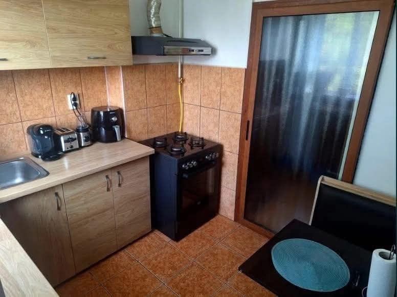 BRASADAS vinde ap 2 cam etaj 3/4 in Solidaritatii. - Poză 6