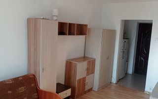 Garsonieră renovată, balcon închis, 50 m de metrou Costin Georgian - Poză 6