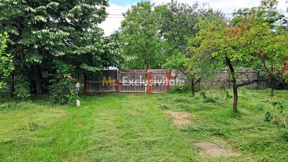 Casa cu teren la Polovragi - Poză 13