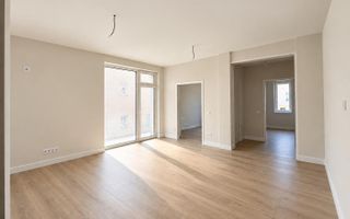 Apartament nou ESO. 3 camere si 2 bai. Bucatarie separata. Etaj intermediar. - Poză 1