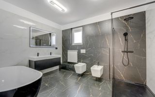 CASA TIPLA, Racordata la toate Utilitățile ! Domnești ! - Poză 14