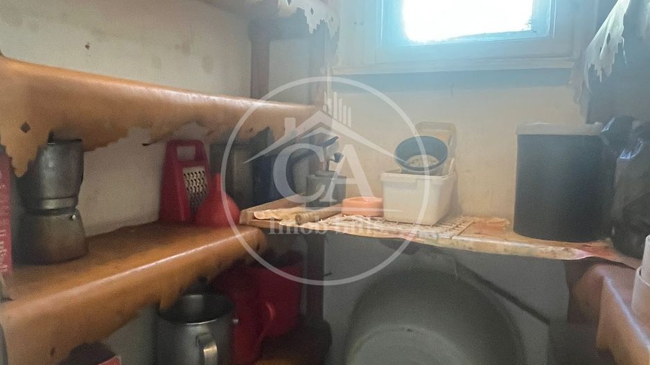 Apartament cu 3 camere de vânzare în zona Rogerius, Oradea - Poză 10