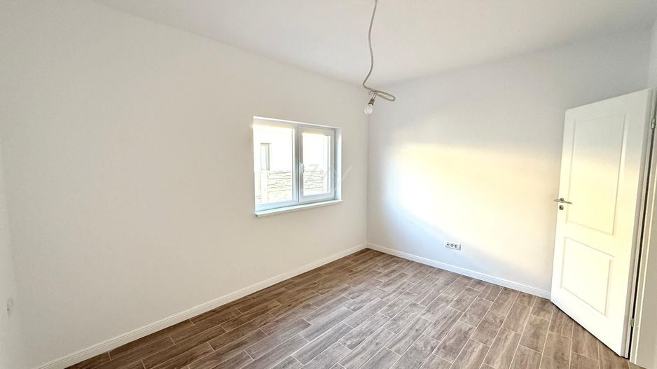 COMISION 0. Drumul Boilor - noul Lidl. Toate utilitatile. Terasa 18 mp. - Poză 16