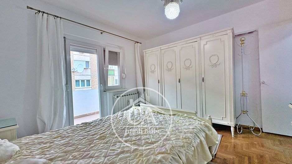 Apartament cu 3 camere în zona Decebal - Poză 3