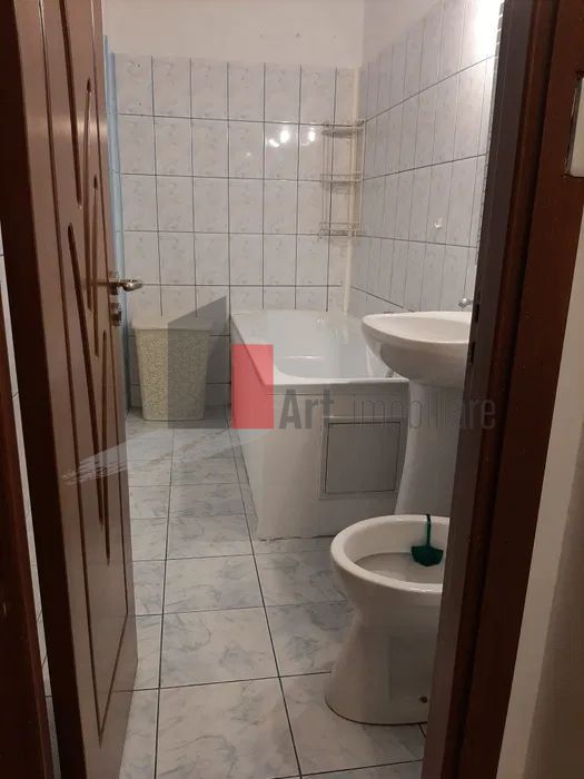 Inchiriere 2 Camere Vitan Mall - Poză 3