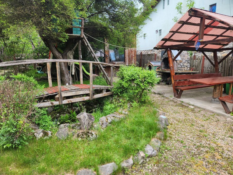 Pensiune cu Salina, Moroieni- Investitie la Cheie in Turismul Montan - Poză 9