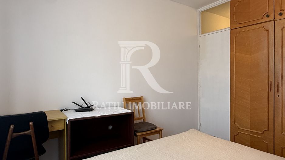 Apartament cu 3 camere | Decebal | Oradea - Poză 3