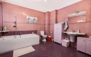 Vila superba de vanzare in apropiere de padure Pantelimon - Poză 23