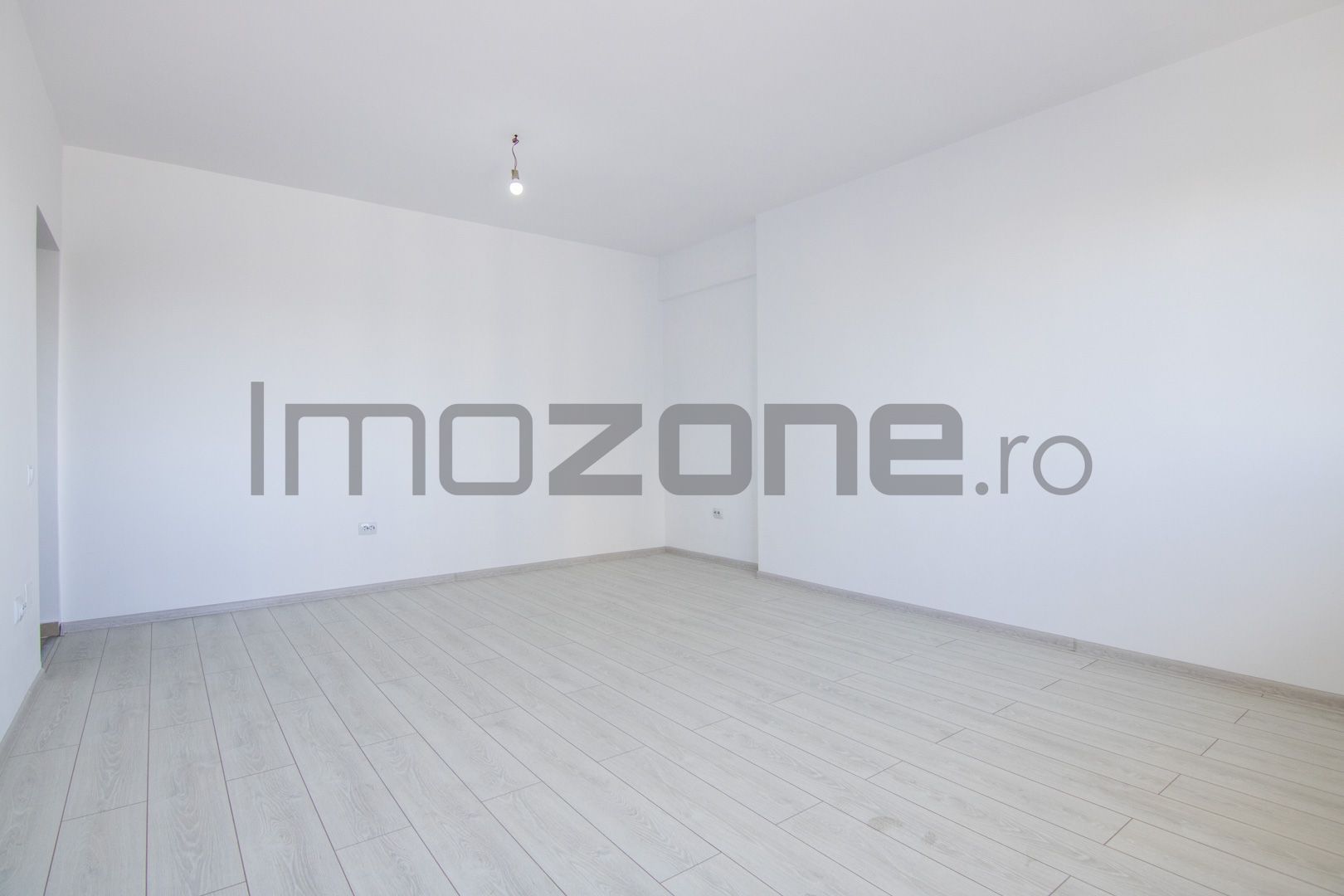 DISCOUNT LUNA IULIE: -10% din valoarea avansului - Poză 4