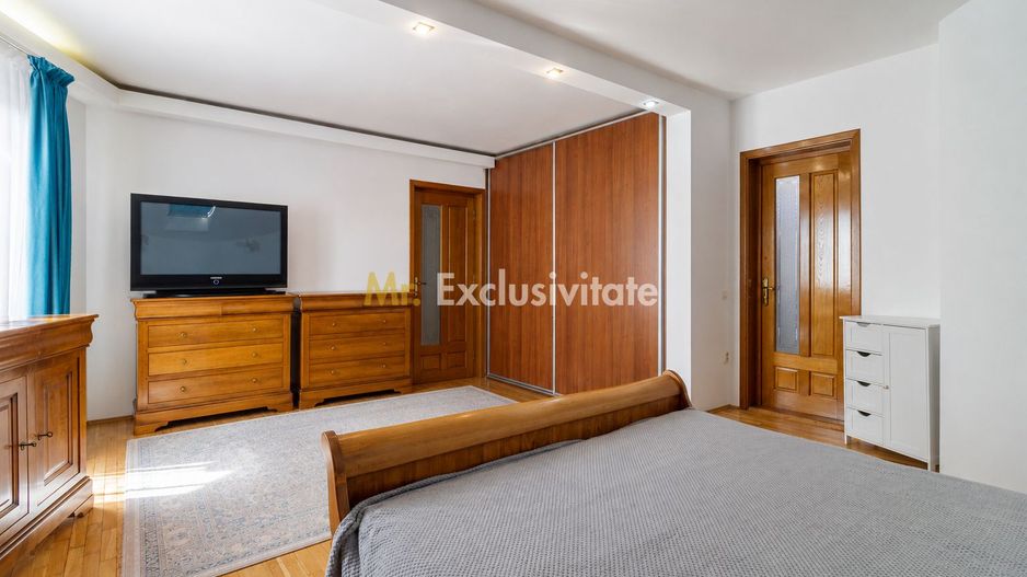 Vilă individuală cu 5 camere, piscină și curte generoasă | Mogoșoaia - Poză 16