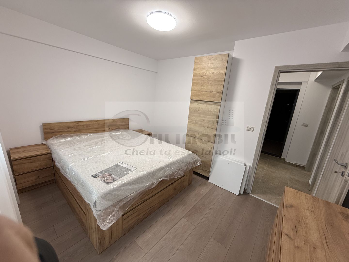 2 CAM DECOMANDAT BUCIUM LIDL LOC PARCARE PRIMA INCHIRIERE - Poză 5