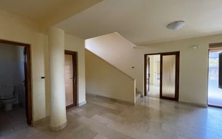 Casa individuala deosebita in zona Girocului - pozitie excelenta. Garaj dublu. - Poză 22