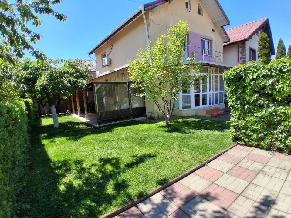 Oaza de liniste in Bariera Valcii – casa P+1 cu terasa, curte si acces securizat - Poză 36