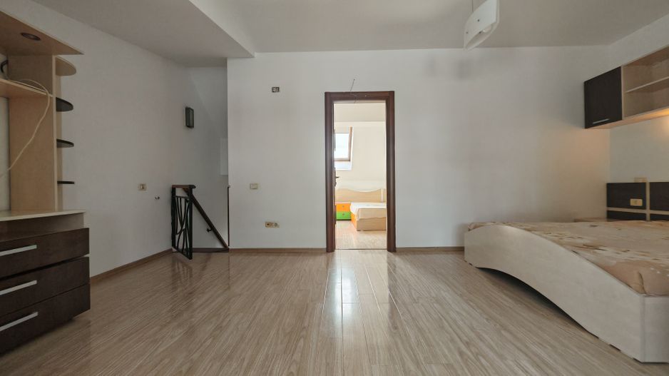 Vanzare apartament duplex Navodari, Constanta, 300-400m la plaja - Poză 12