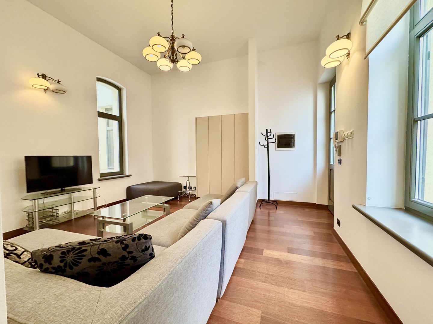 Apartament 3 camere, elegant si spațios, in Piața Unirii - Poză 3