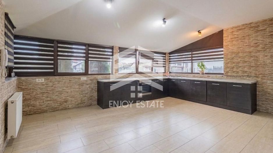Apartament 4 camere si Curte Proprie | Parcare Inclusă - Poză 1