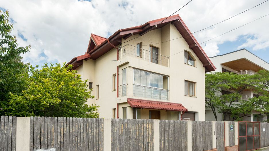 COMISION 0% - Baneasa/ Dobrogeanu Gherea-Garlei casa P+1+M 6 camere curte 550mp - Poză 39