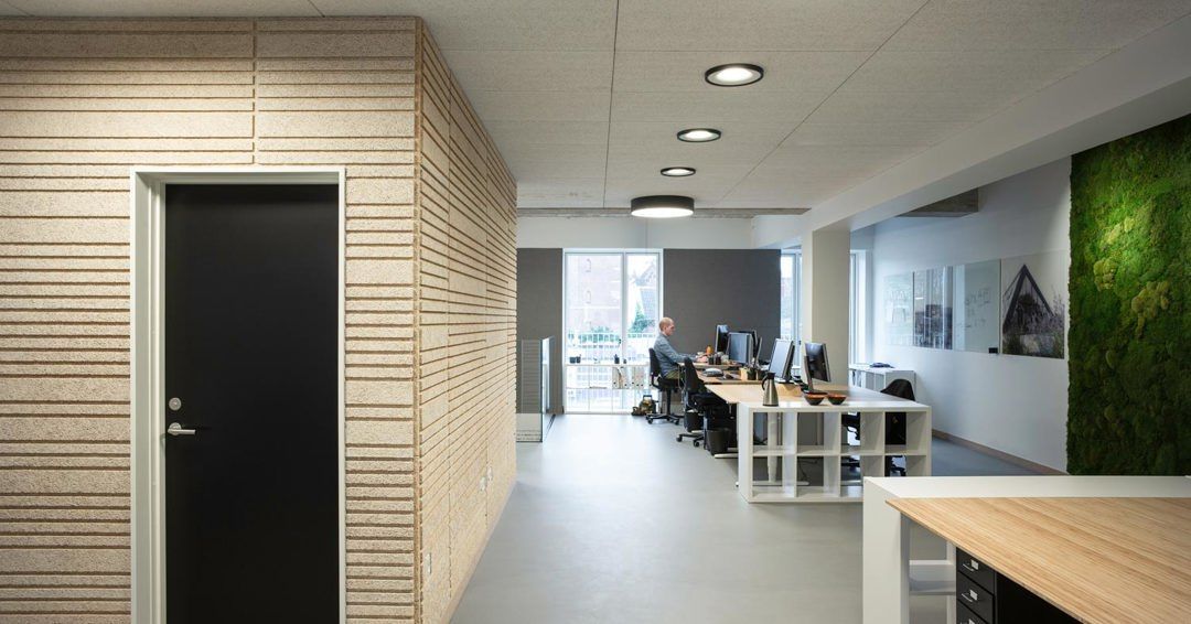 INVESTITIE I CLADIRE DE BIROURI I DE VANZARE I 4 CHIRIASI I 1 AN SI 3 ANI I - Poză 1