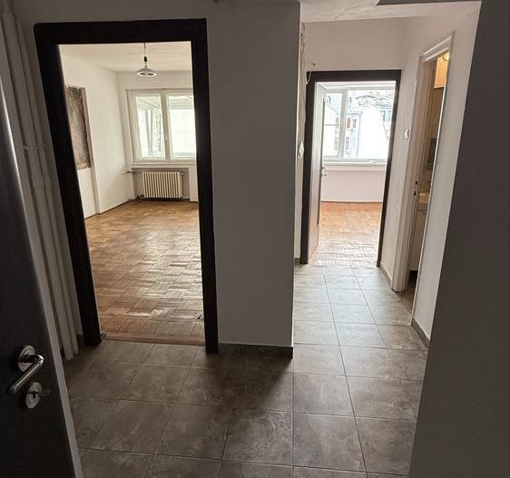 Apartament 3 camere Regina Elisabeta, langa parc, ideal investitie - Poză 4