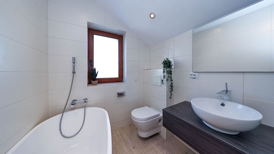 Casă Individuală Modernă de Vânzare | Sânpetru, Brașov - Poză 35