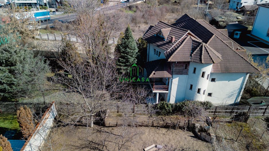 Casă tip duplex spațioasă în zona de Nord - Poză 4