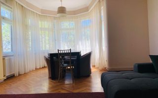 Casa boiereasca cu teren - Poză 1