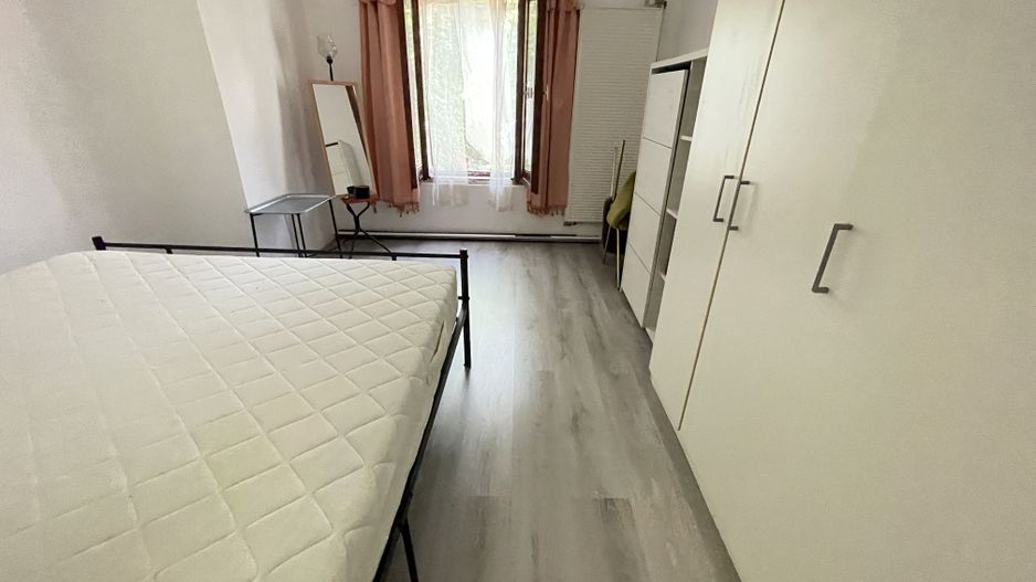 Casă la curte comuna în zona Balcescu - Poză 16