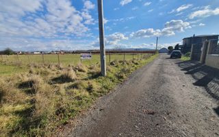 Teren intravilan 4.690mp.deschidere la 2 drumuri,zona Unirii - Poză 3