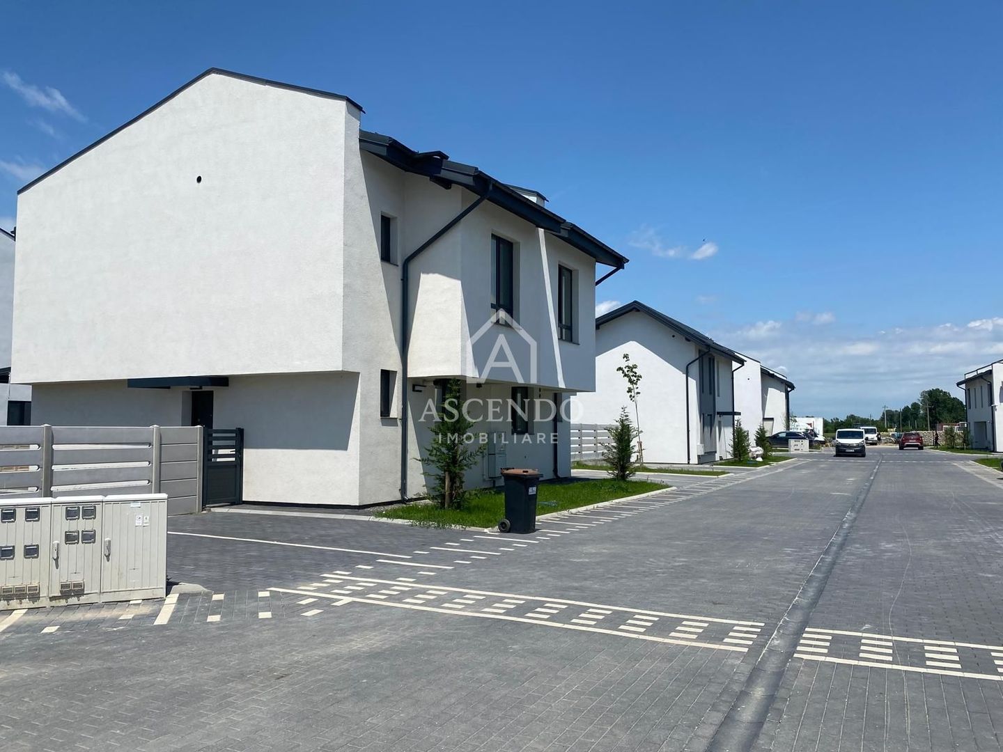 Case noi în Măgurele cu grădină proprie, parc privat și finisaje premium - Poză 5