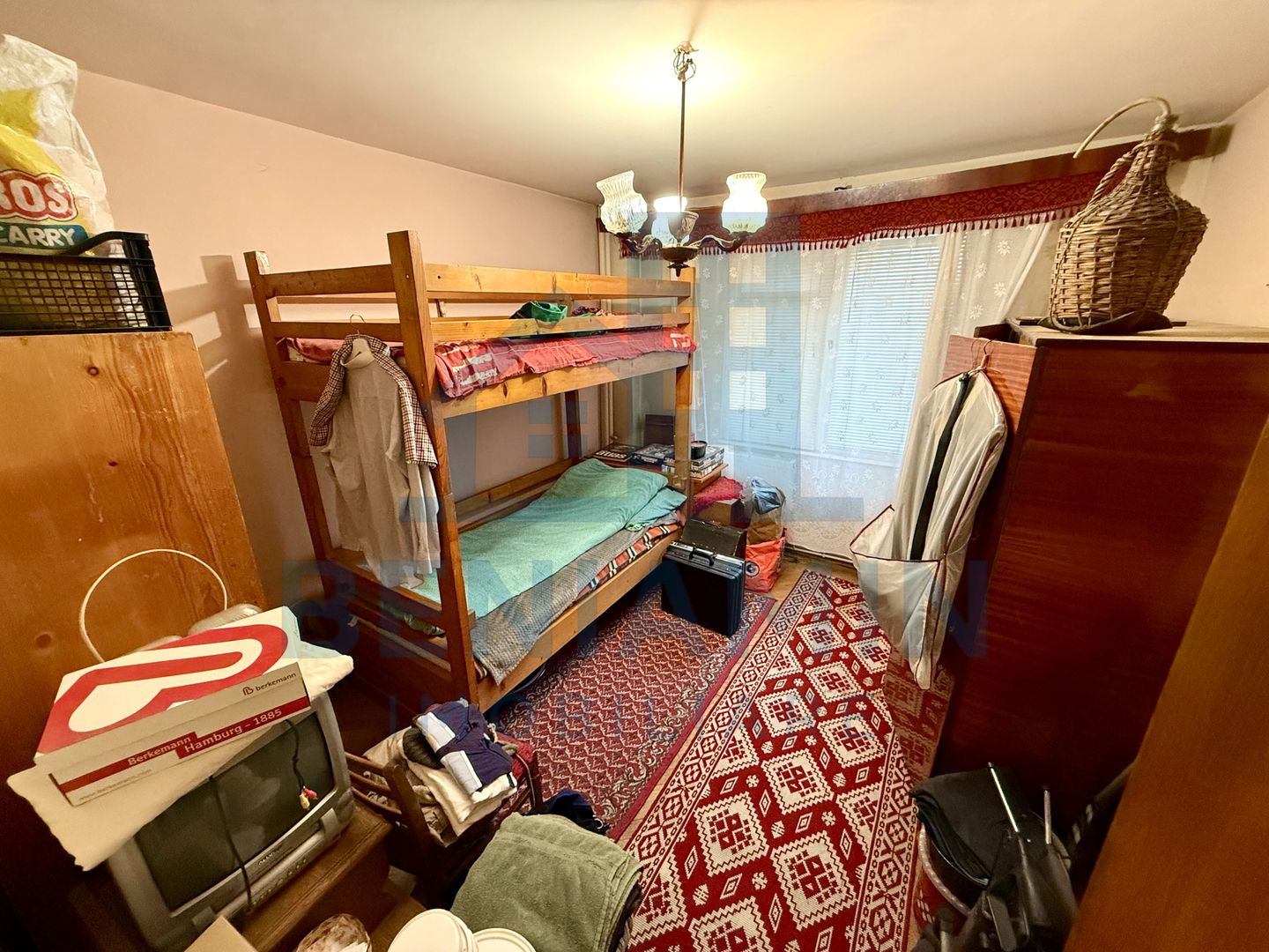 3 decomandate - parter - 65mp - centrala - gol - Scriitorilor - Poză 5