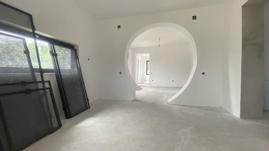 Casă primitoare cu teren generos de 2770 mp, în Adânca – Comision 0% - Poză 7