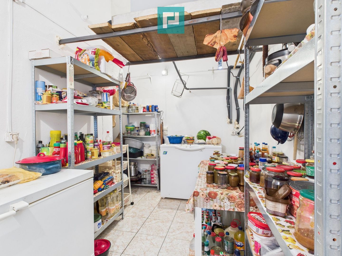 Casă cu piscină și teren generos, Sântana - Poză 20