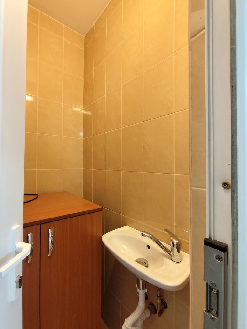 Cabinet stomatologic, echipat, modern, zona Lacu Rosu, Oradea, VANZARE - Poză 10