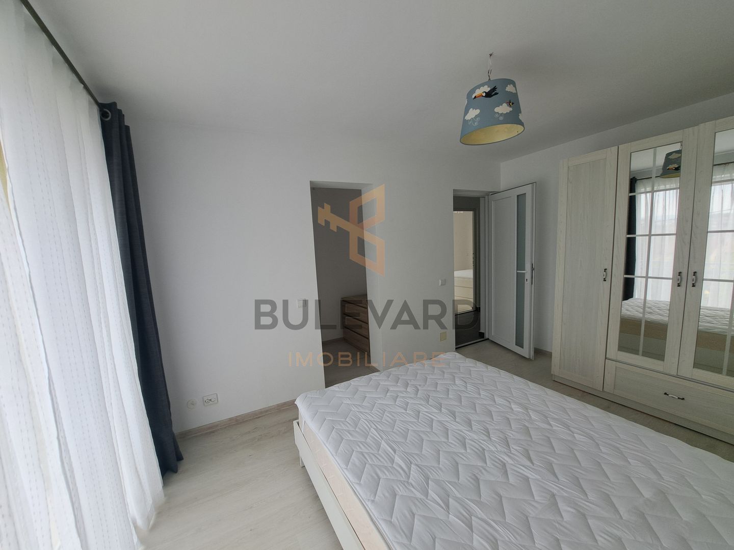 Casa 5 camere, 150 mp utili, 300 mp teren, garaj, cartier Dambul Rotund! - Poză 15