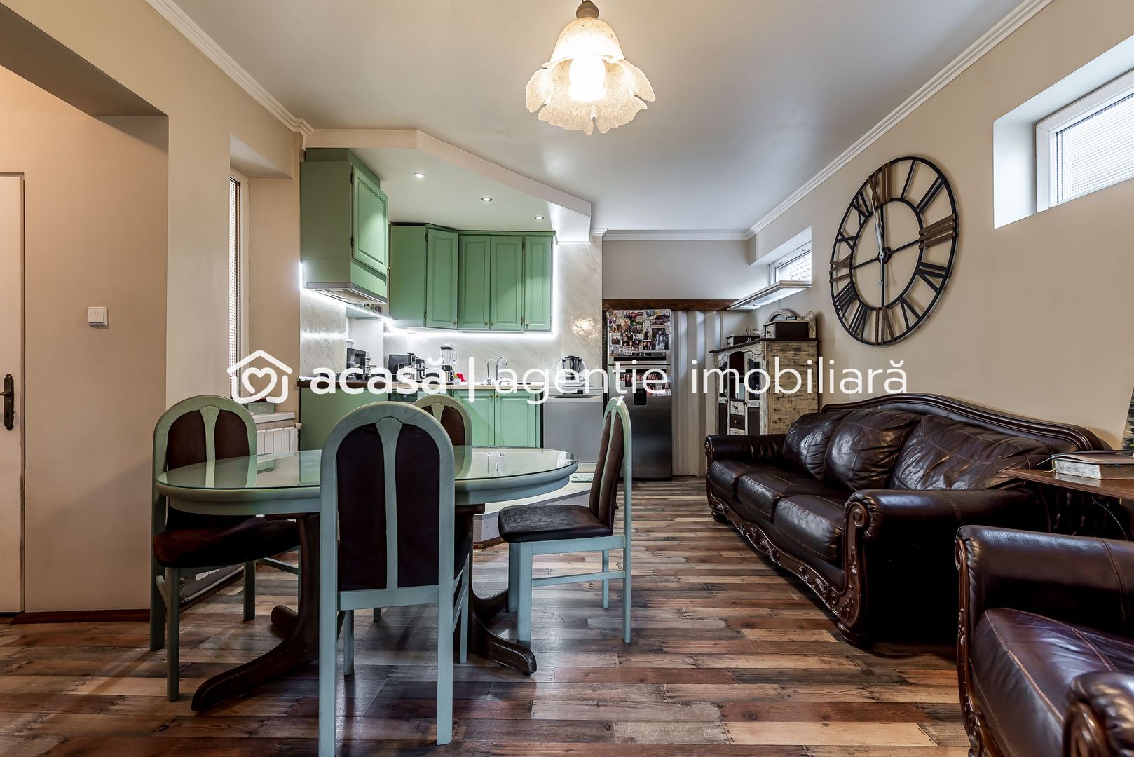 Casa solida din caramida - 8 camere - zona Sega, UTA - COMISION 0 - Poză 1