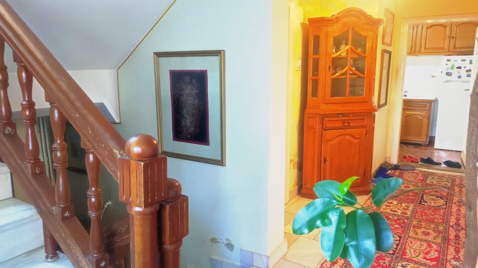 Casa zona dealuri - Poză 9