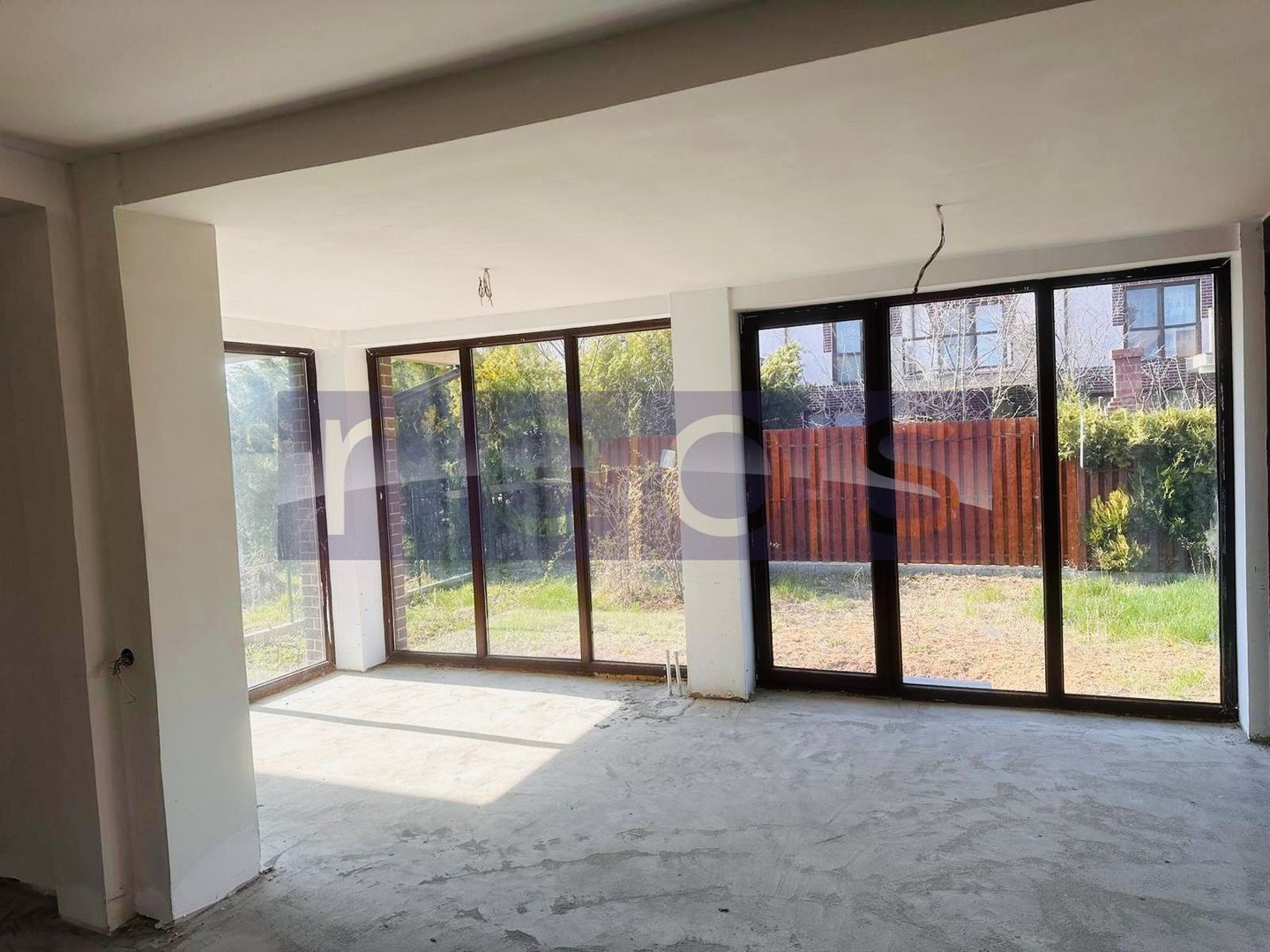 VILA DE VANZARE IN COMPLEX REZIDENTIAL | CREVEDIA | 4 CAMERE - Poză 8