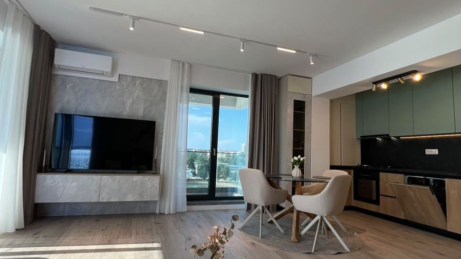 Apartament 2 camere Mamaia | Vedere frontală la lac | mobilat modern - Poză 5