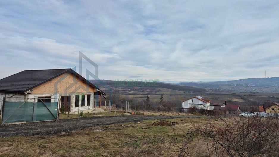Teren intravilan 493 mp în Ciurea, Iași, vedere panoramică, apă și canalizare, ideal pentru casă - Poză 2