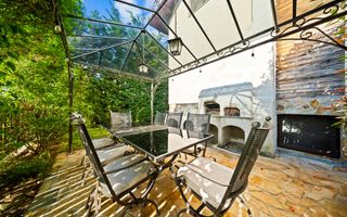 Casa individuala premium cu mansarda si gradina in Faget - Poză 4