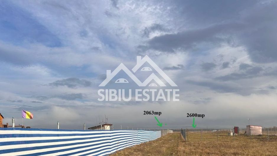 Teren Valea Avrigului - zona turistica 2000mp - Poză 1